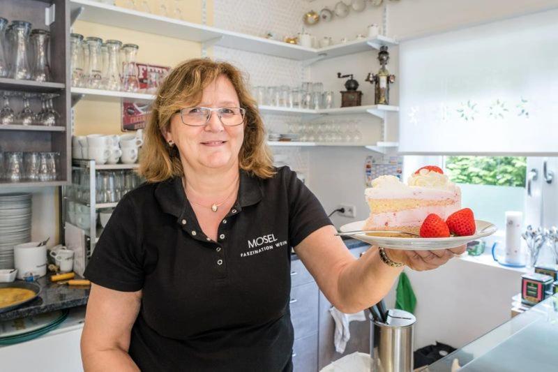 Cafe Klering Daire Briedern Dış mekan fotoğraf