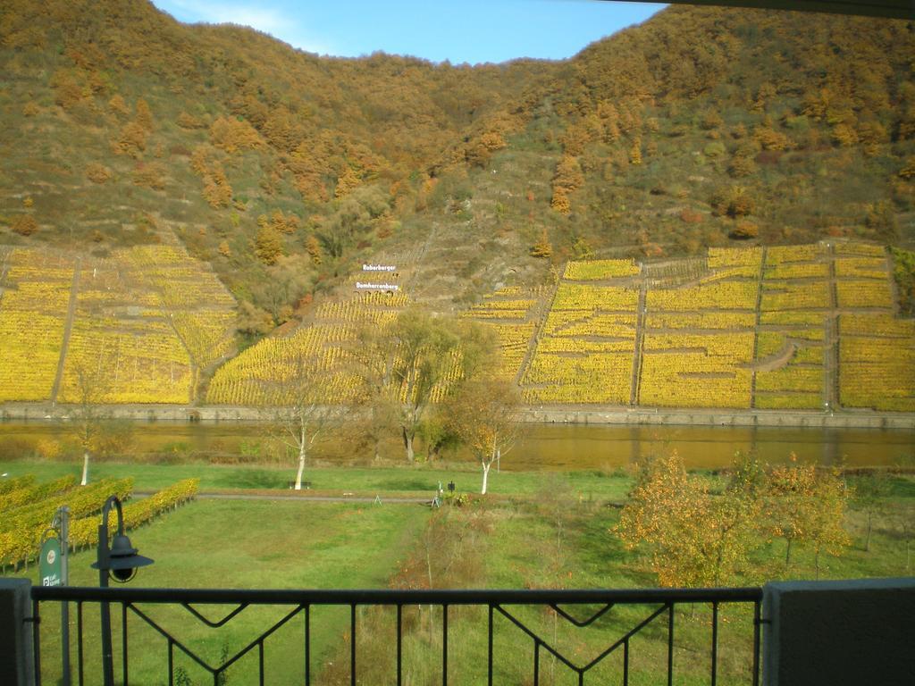 Cafe Klering Daire Briedern Oda fotoğraf